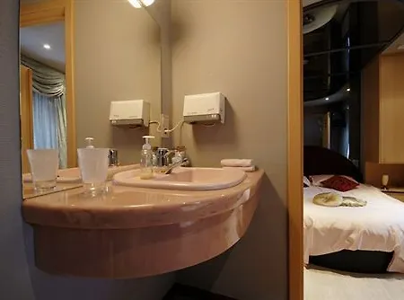 Duivels Paterke Harelbeeksestraat 29, 8500 Kortrijk