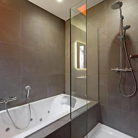 Hotel Duivels Paterke Harelbeeksestraat 29, 8500 Kortrijk